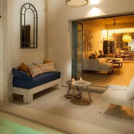 Renovacion Total Postcovid Netflix Piscina Villa La Pajanosas Exterior photo