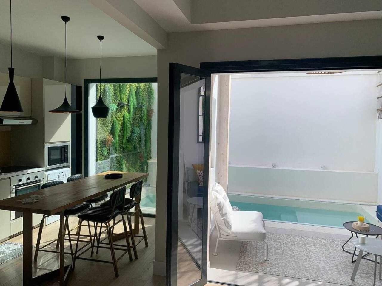 Renovacion Total Postcovid Netflix Piscina *